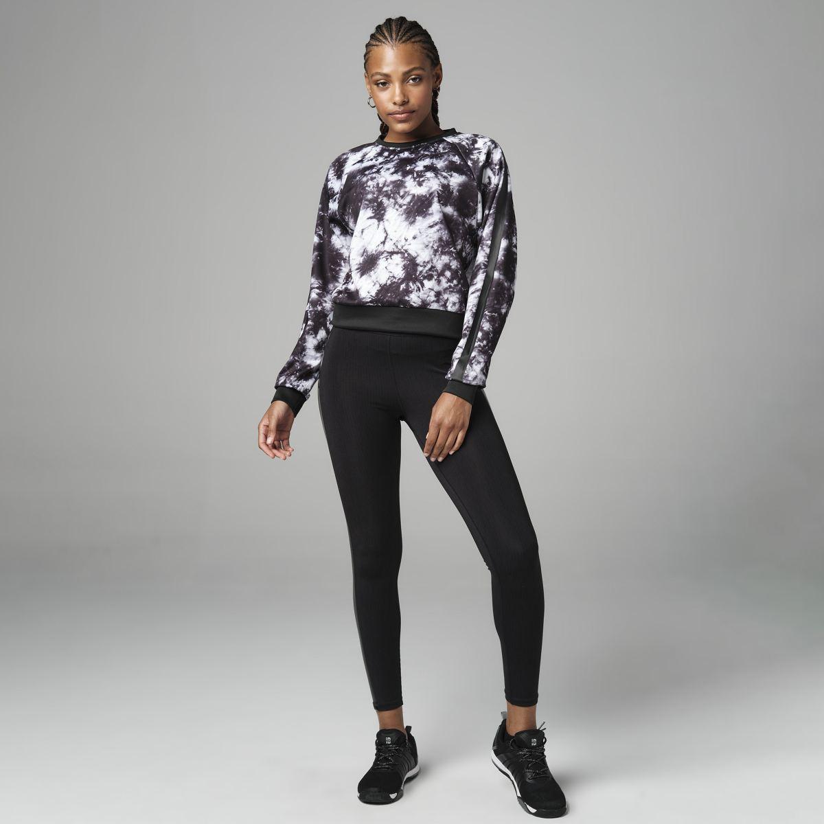 Strong ID Tie-Dye Crop Pullover