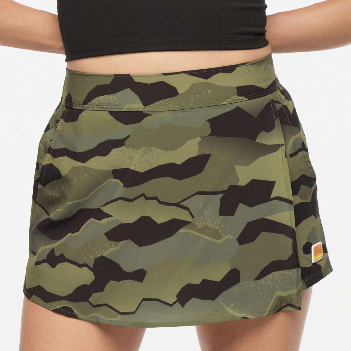 Zumba Explore Woven Skort - Olive Expedition