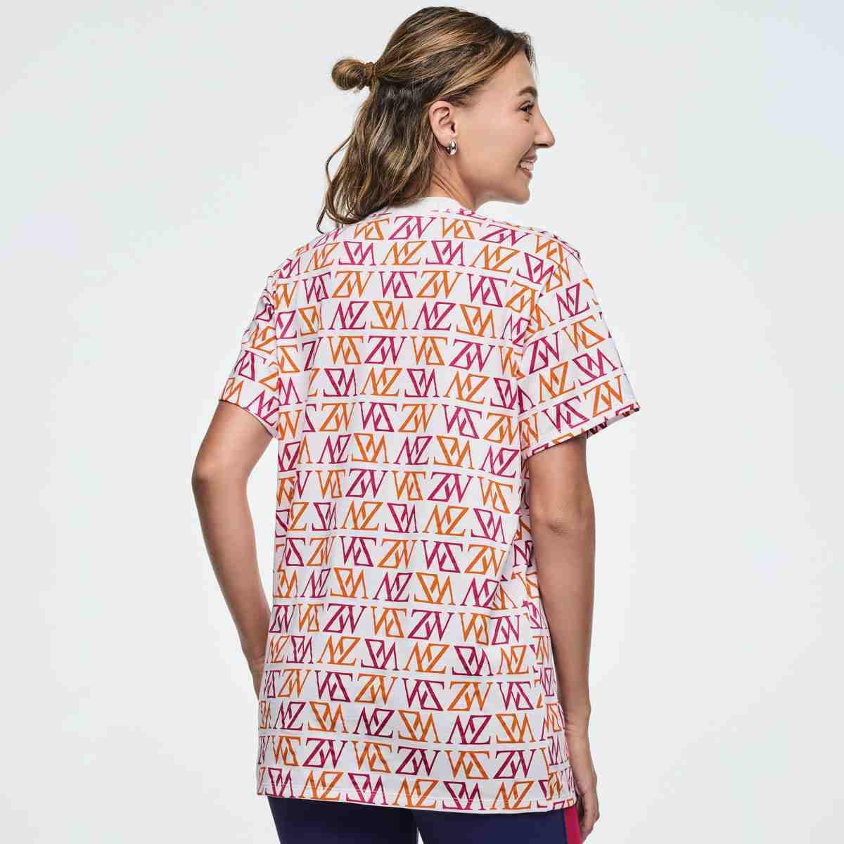 Class of 2001 Unisex Crew Neck Tee - White/Pink